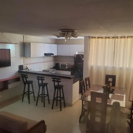 Vacacional Cerca Aeropuerto Y Playa Apartamento *
