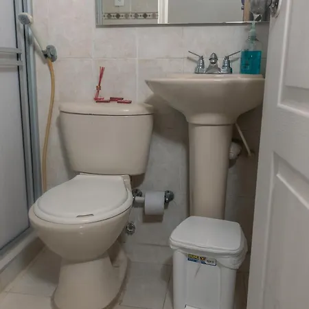 Vacacional Cerca Aeropuerto Y Playa Apartment *